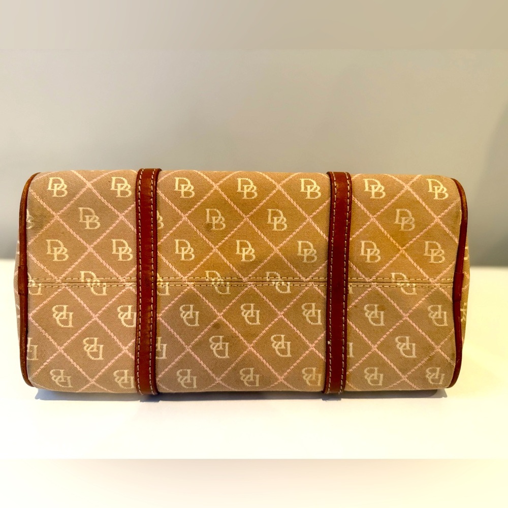 Dooney & Bourke purse - Picture 6 of 9